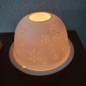 Two's Company ‘Let it Glow’ Snowflake Votive Candle Holder Luminary Lithopane